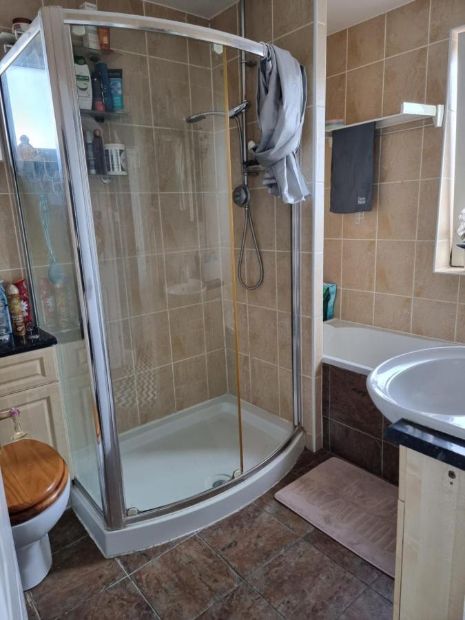 Hollybush Private House Hotel Luton  Ngoại thất bức ảnh